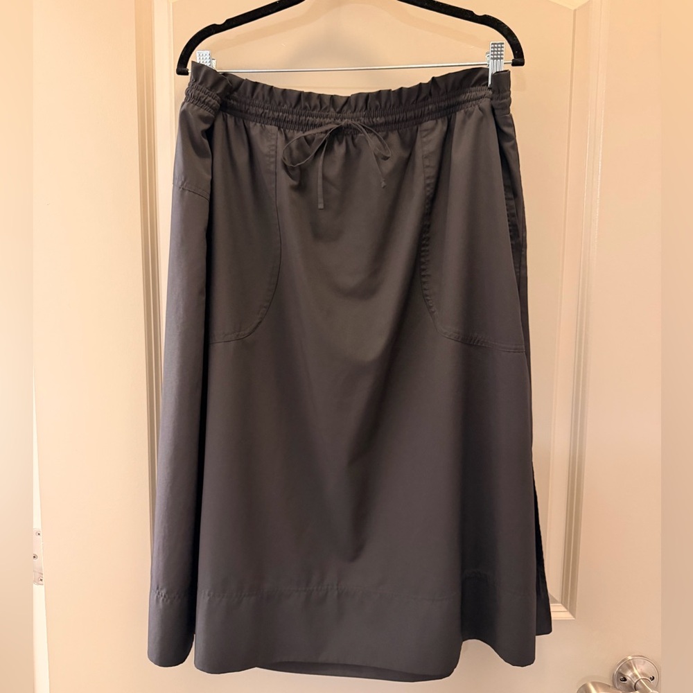 Old Navy Black Paper Bag Athleisure Midi Skirt